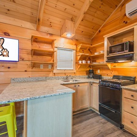 Great Escapes Rv Resort Bryan College Station エクステリア 写真