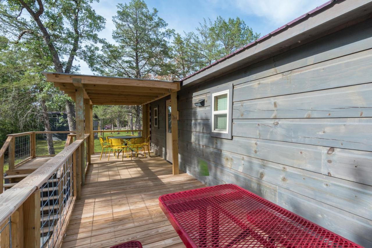 Great Escapes Rv Resort Bryan College Station エクステリア 写真