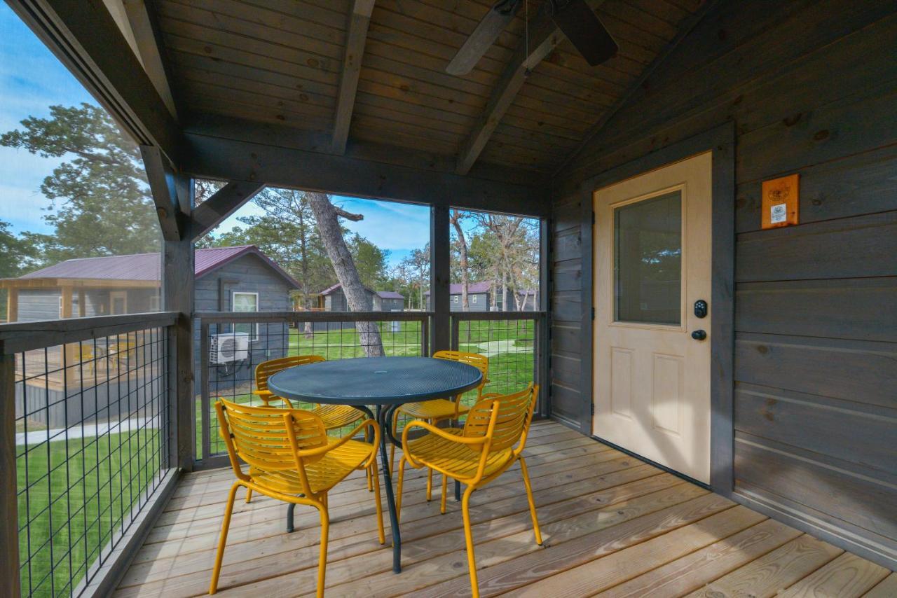 Great Escapes Rv Resort Bryan College Station エクステリア 写真